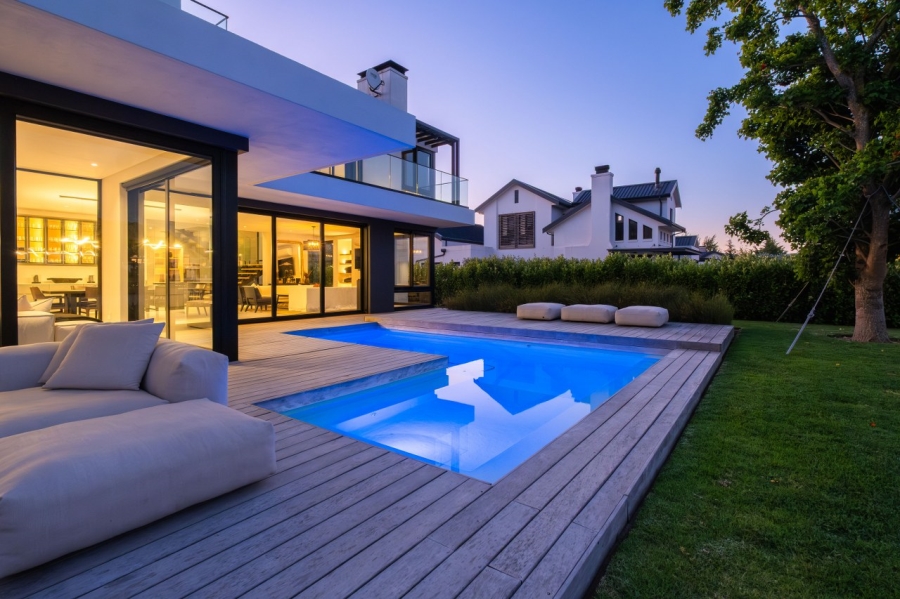 4 Bedroom Property for Sale in Val De Vie Estate Western Cape